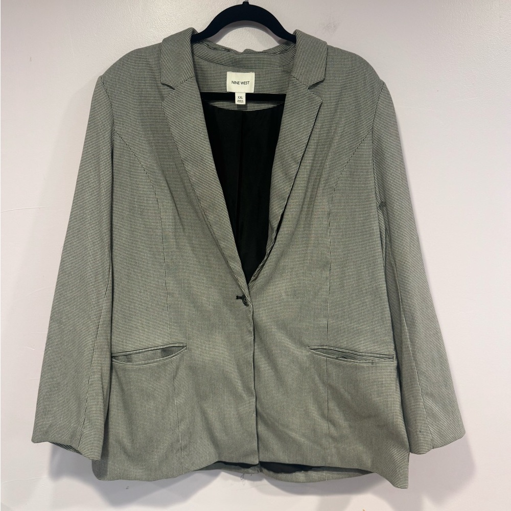 Nine West gingham‎ blazer